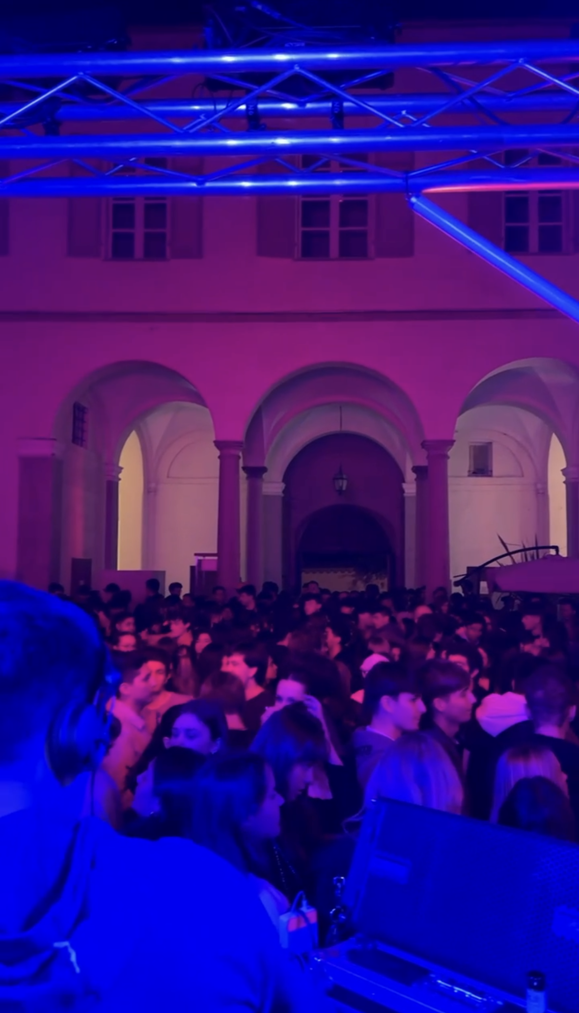Connessioni - DJ set - evento BIyoung a Biella